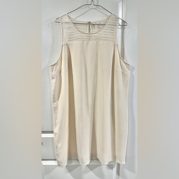 Cream Sleeveless Shift Dress XL Textured Crochet Yoke Lined Neutral Minimalist - Picture 9 of 9
